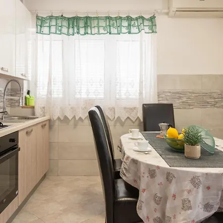 Appartamento Max By Guide Fiume